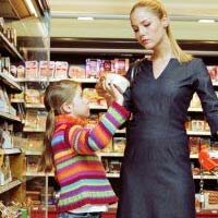 Во время кризиса выбирать продукты в магазинах стоит особенно тщательно